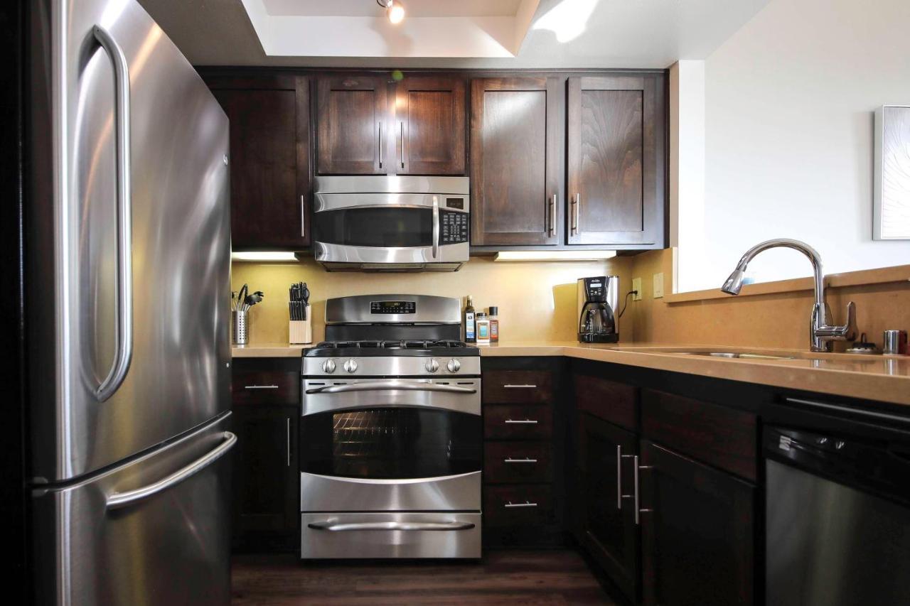 Luxury West Hollywood Apartments By Barsala Лос Анджелис Екстериор снимка